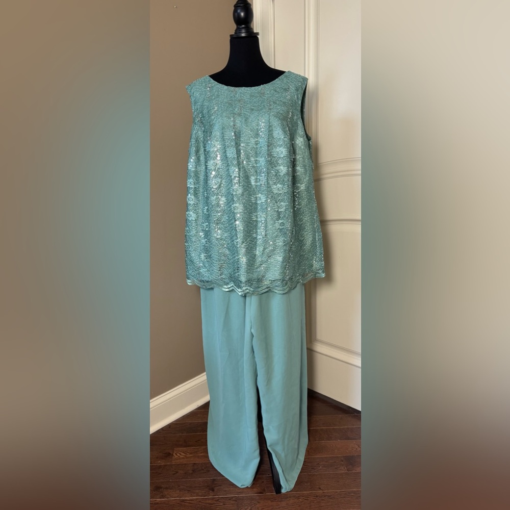 Woman’s Elegant Formal 2pc Pants Set Sage Green Sequins Top Georgette Plus Sz 18